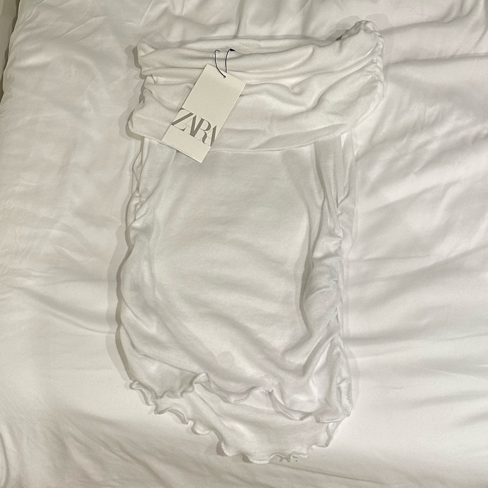 ZARA RUCHED SEMI-SHEER SHORT SLEEVE PFF THE SHOULDER COTTON TOP